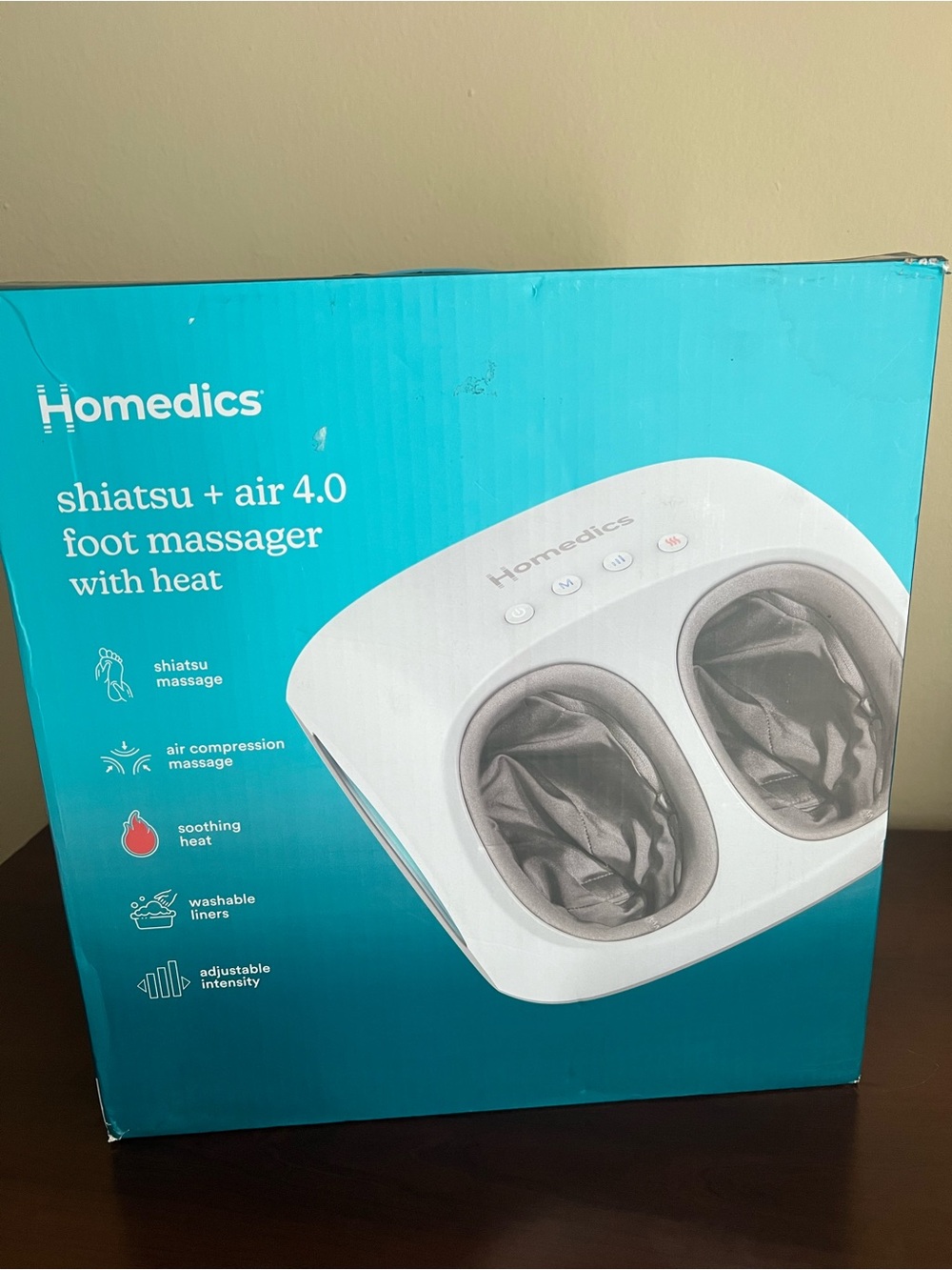 Homedics Shiatsu + Air 4.0 Foot Massager With Heat Foot Spa in White and Gray